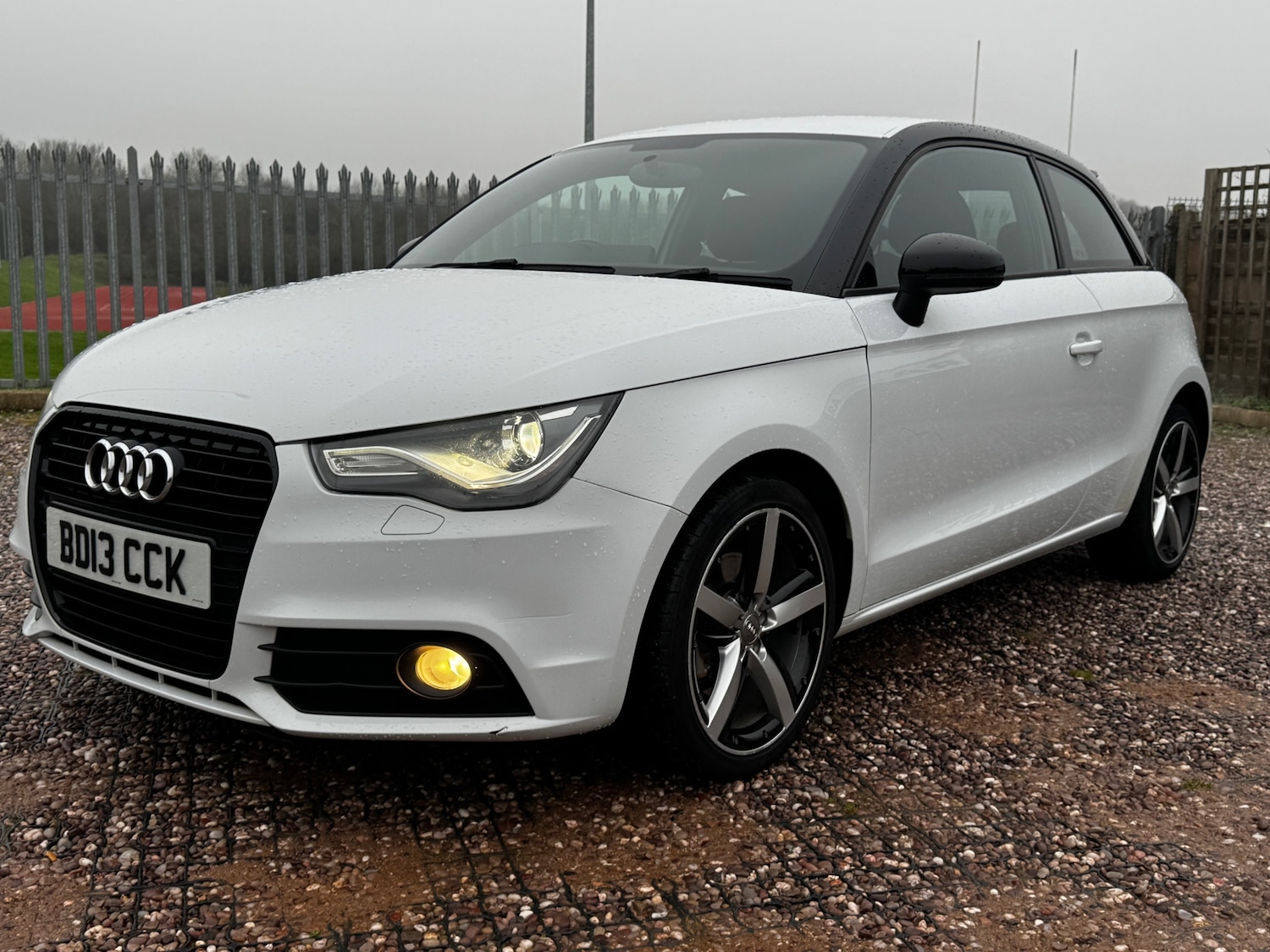 Used Audi A1 2013 for sale - 77025660: Photo 2