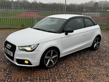 Used Audi A1 2013 for sale - 77025660: Photo