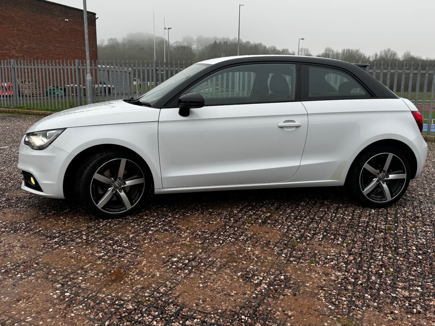 Used Audi A1 2013 for sale - 77025660: Photo 8