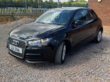 Used Audi A1 2011 for sale - 79467687: Photo