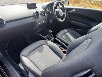 Used Audi A1 2011 for sale - 79467687: Photo