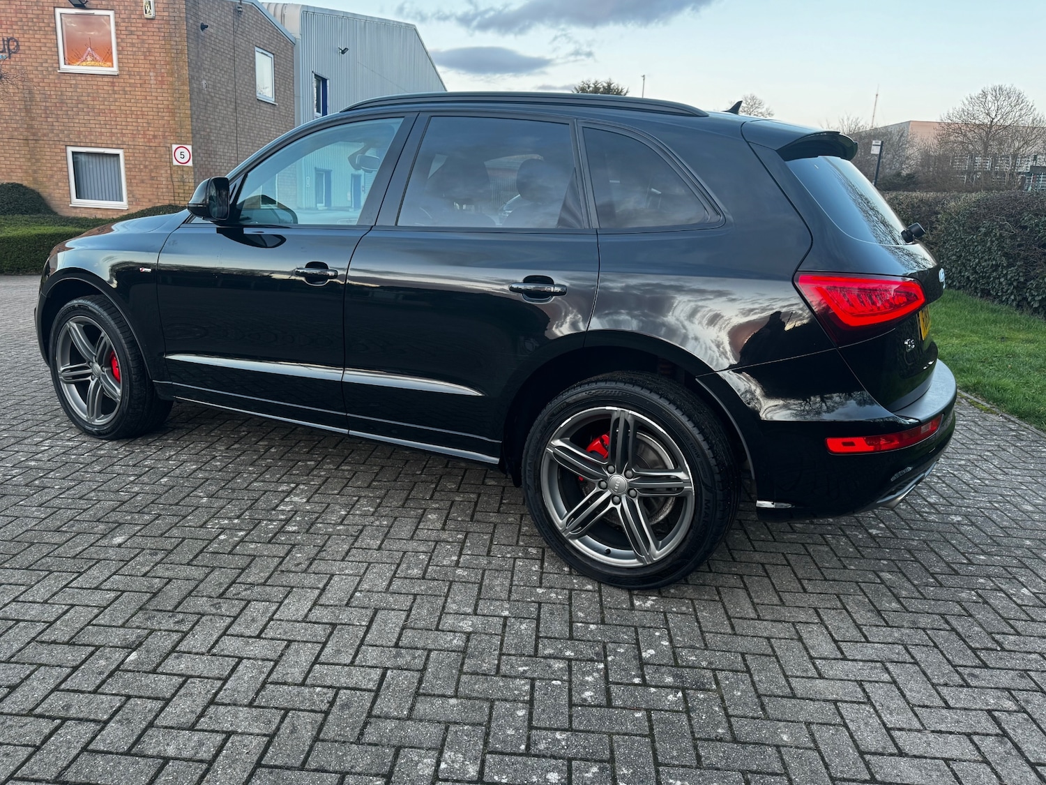 Used Audi Q5 2016 for sale - 77675635: Photo 4