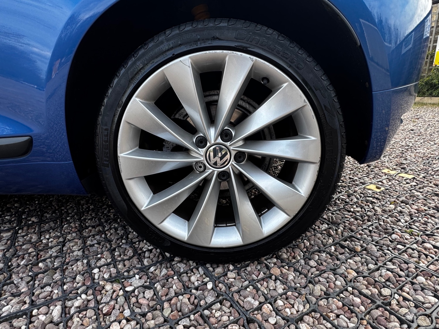 Used Volkswagen Scirocco 2011 for sale - 78038637: Photo 14