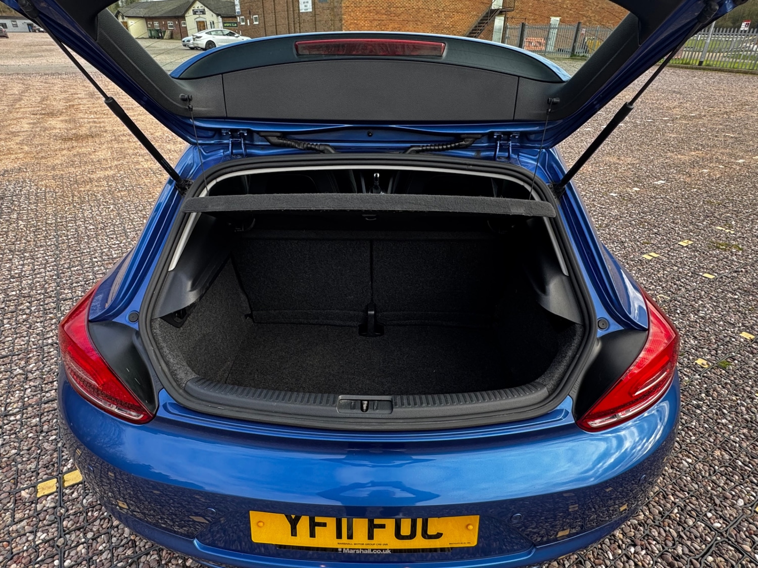 Used Volkswagen Scirocco 2011 for sale - 78038637: Photo 16