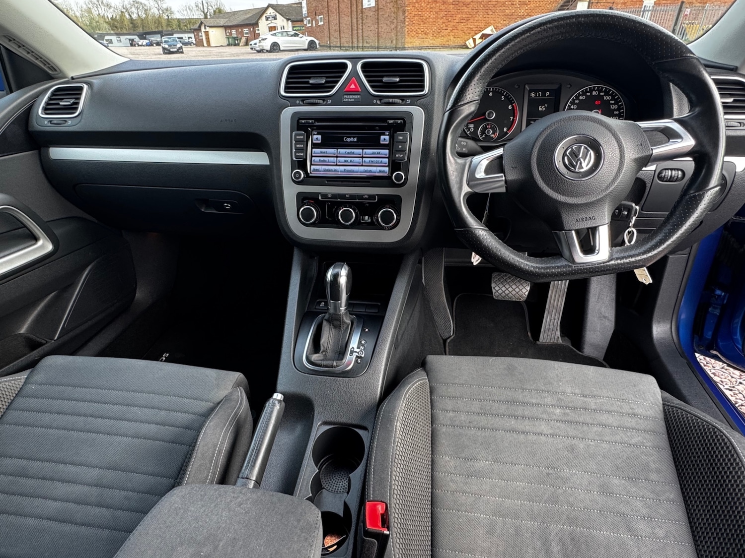 Used Volkswagen Scirocco 2011 for sale - 78038637: Photo 17