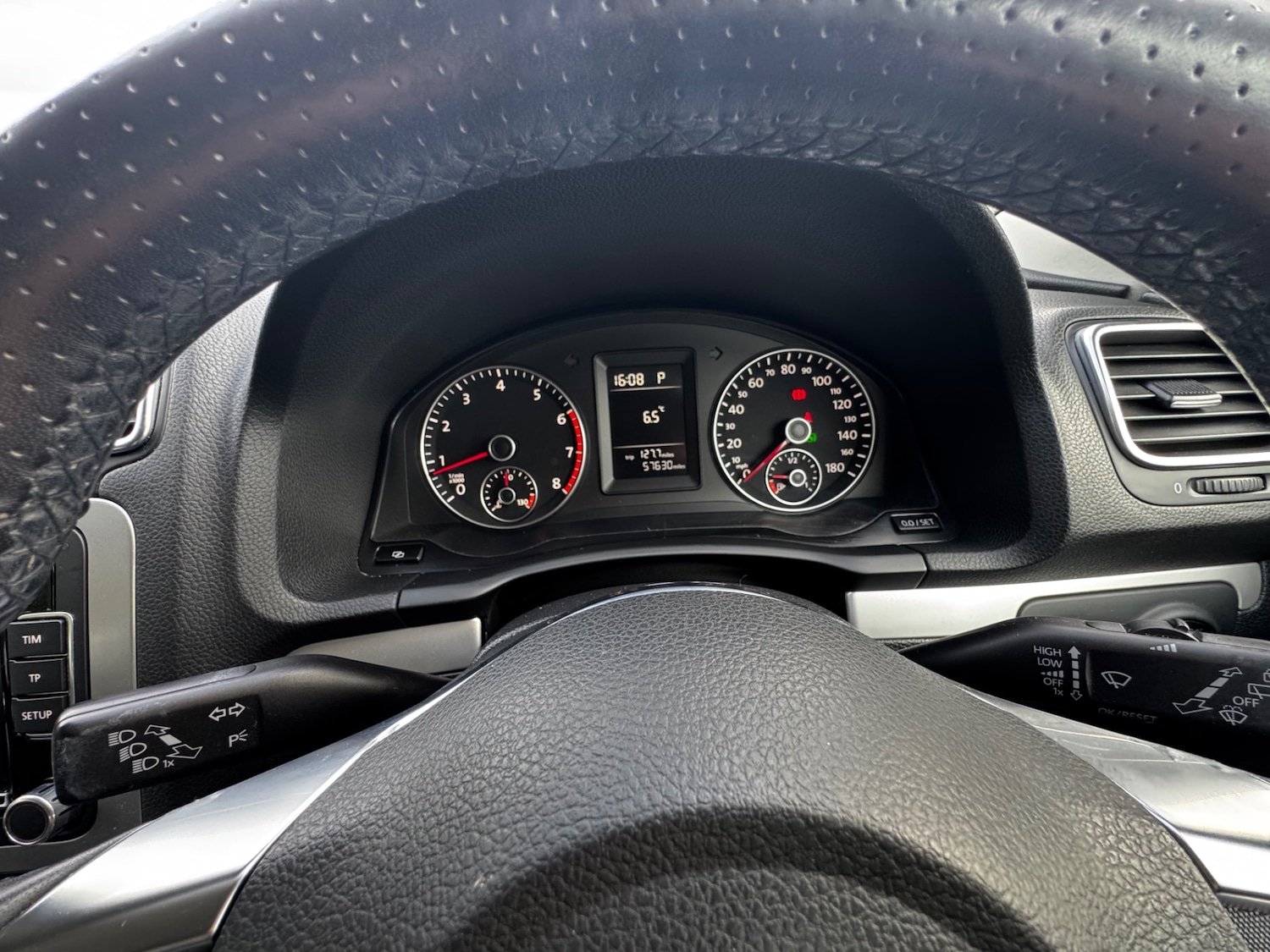 Used Volkswagen Scirocco 2011 for sale - 78038637: Photo 4