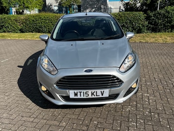 Used Ford Fiesta 2015 for sale - 75498497: Photo