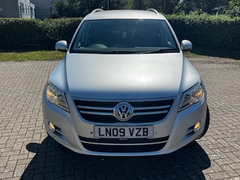 Used Volkswagen Tiguan 2009 for sale - 75523936: Photo