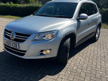 Used Volkswagen Tiguan 2009 for sale - 75523936: Photo