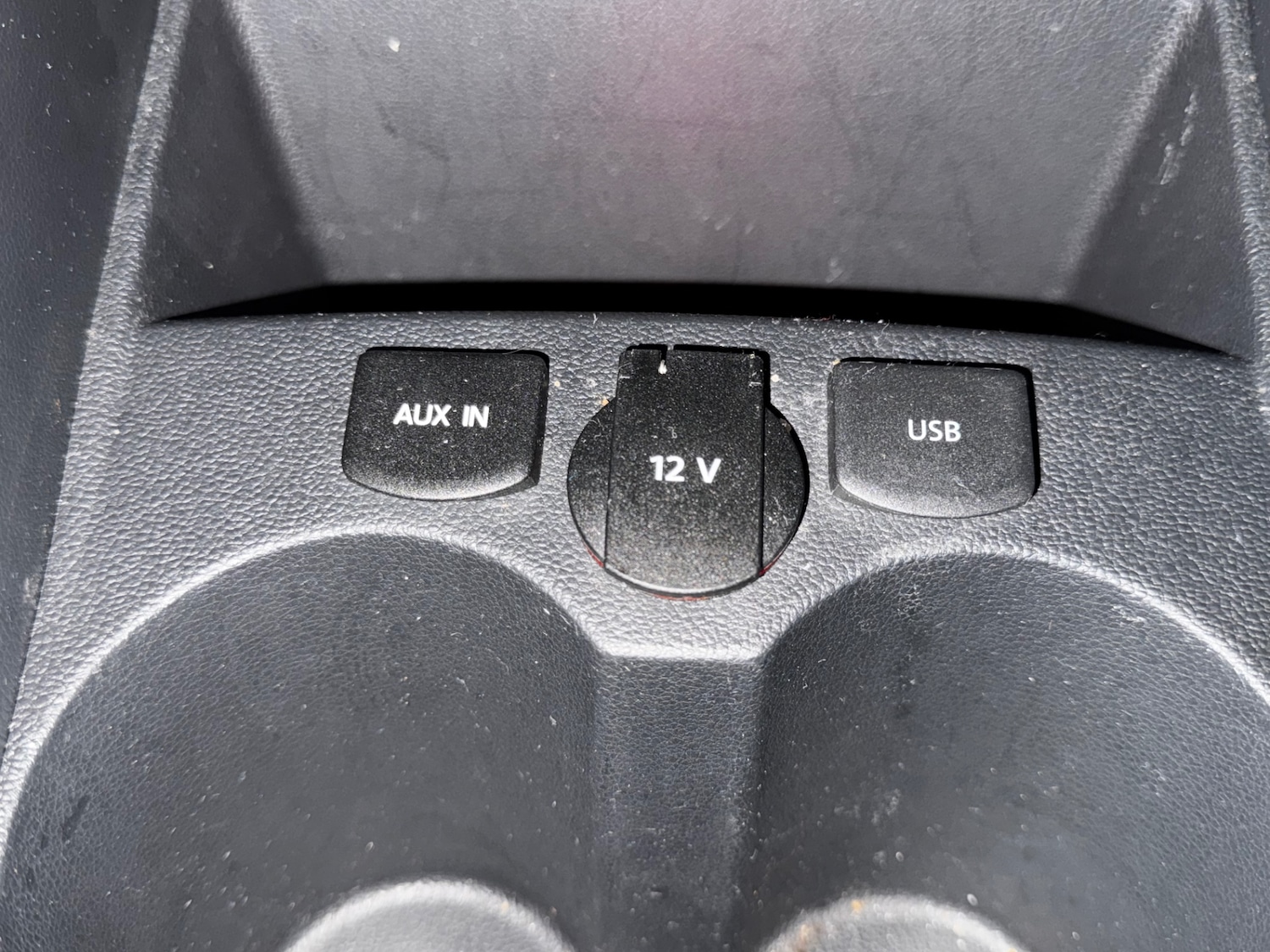 Used Volkswagen Polo 2015 for sale - 76391442: Photo 14