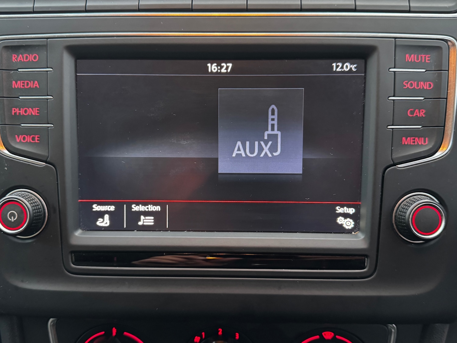 Used Volkswagen Polo 2015 for sale - 76391442: Photo 7