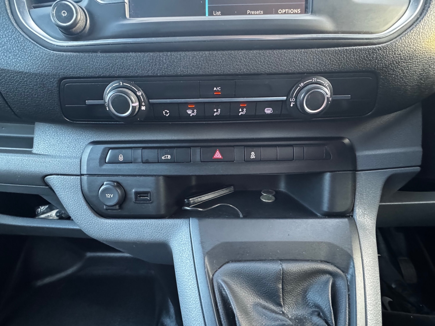 Used Peugeot Expert 2017 for sale - 77135979: Photo 26