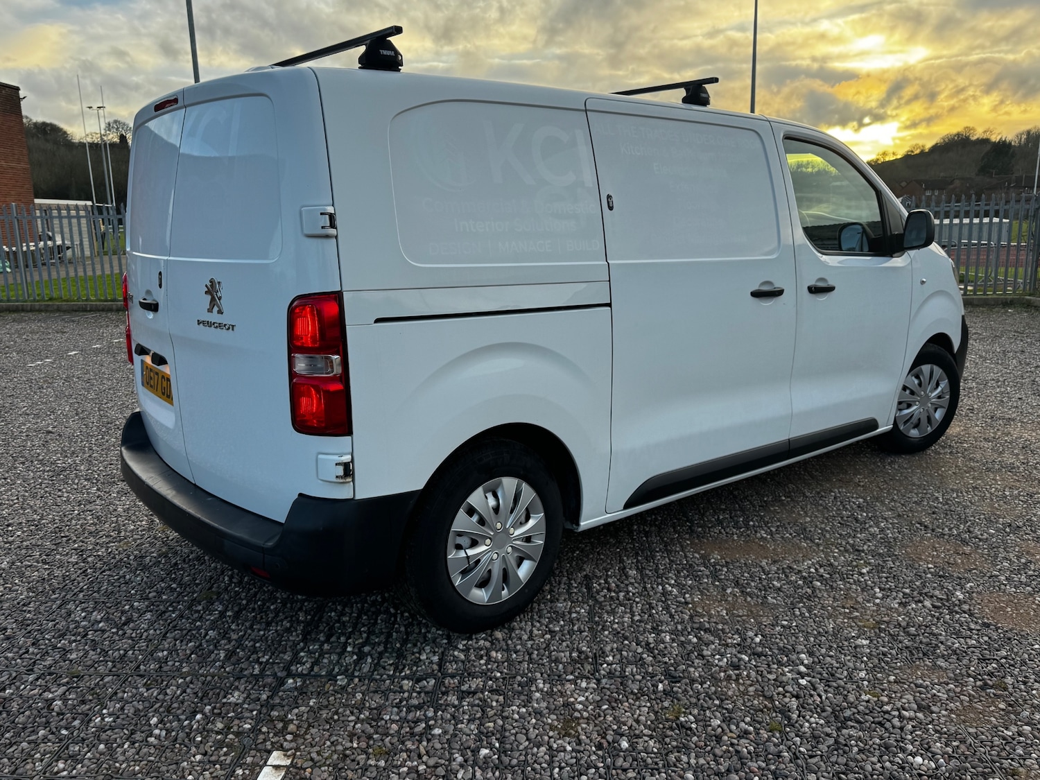 Used Peugeot Expert 2017 for sale - 77135979: Photo 30