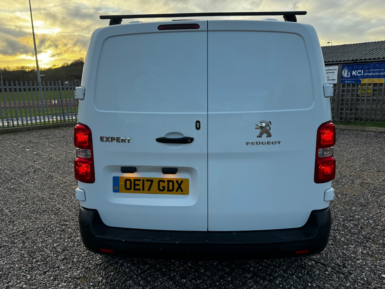 Used Peugeot Expert 2017 for sale - 77135979: Photo 31