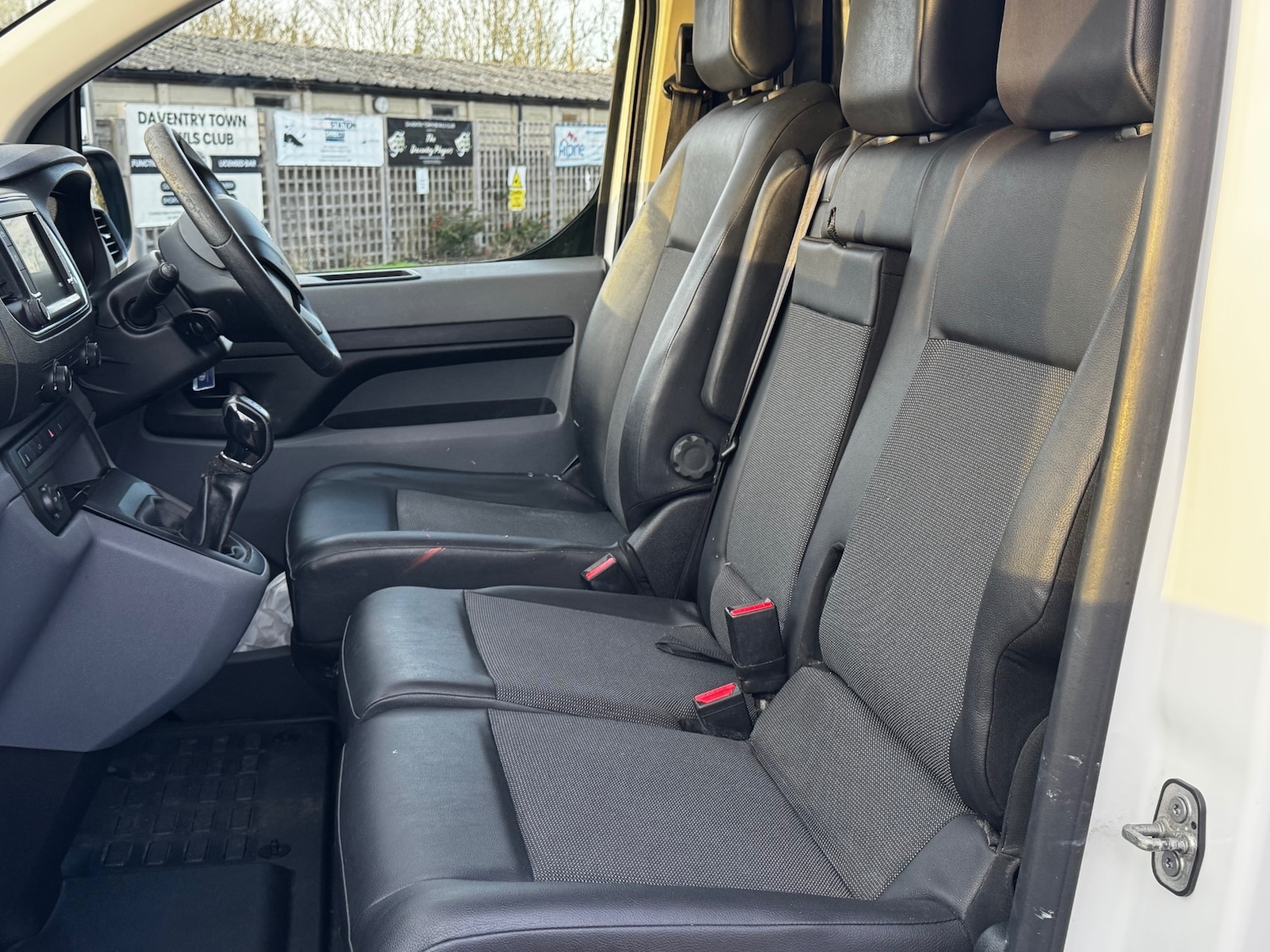 Used Peugeot Expert 2017 for sale - 77135979: Photo 4