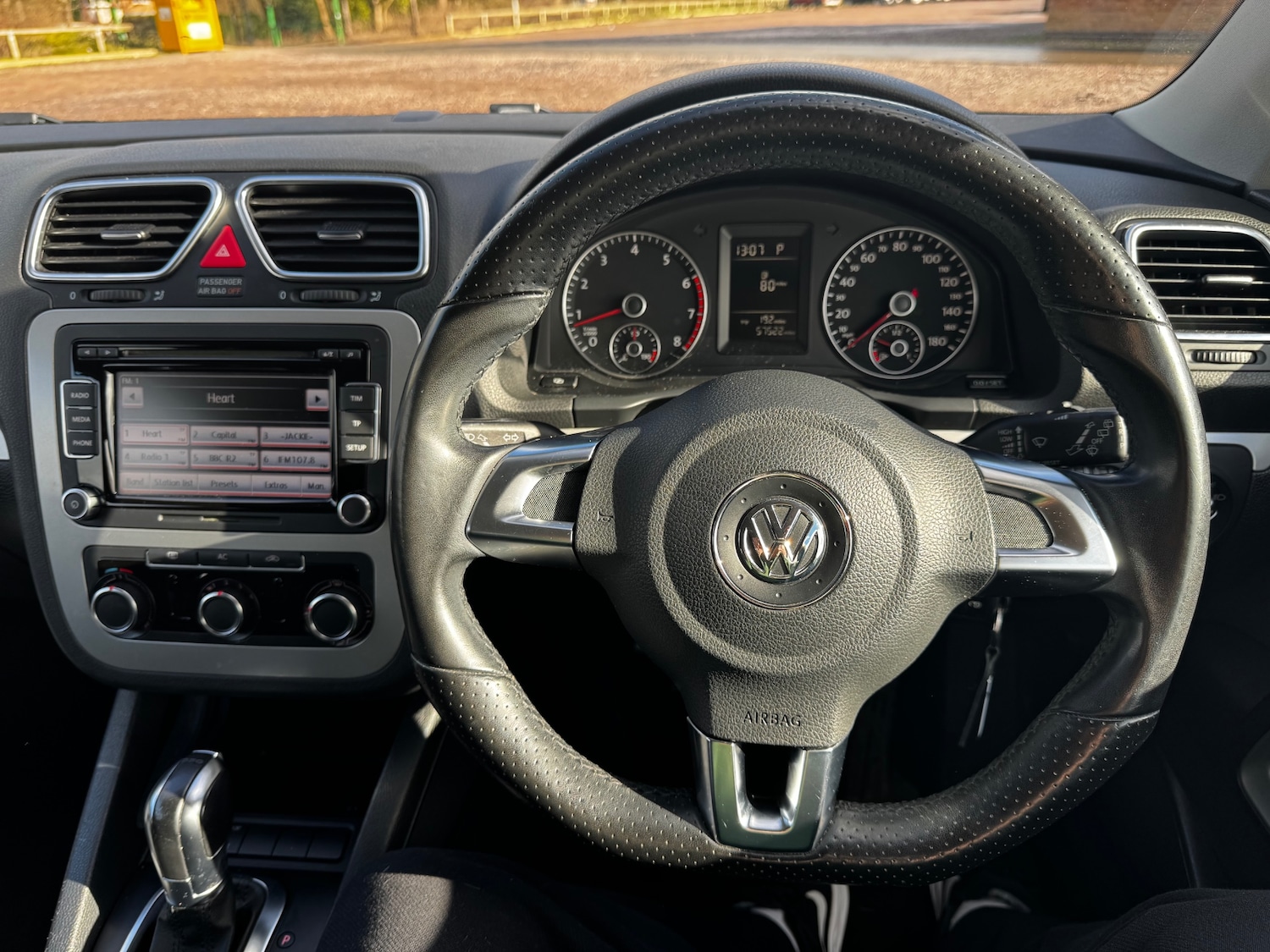 Used Volkswagen Scirocco 2011 for sale - 77570414: Photo 6