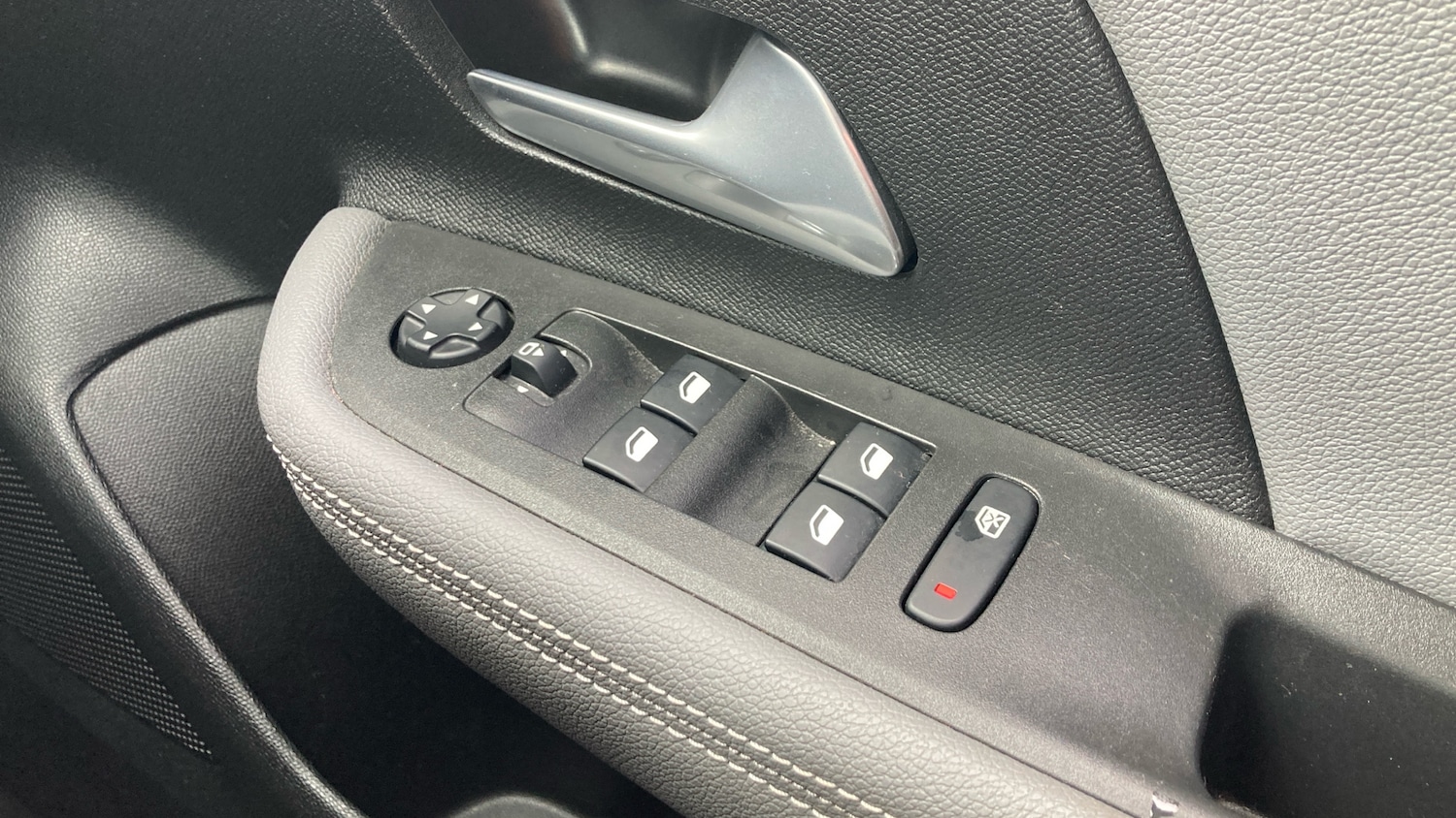 Used Vauxhall Mokka 2021 for sale - 76354950: Photo 23