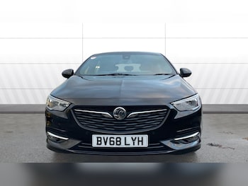 Used Vauxhall Insignia 2018 for sale - 76782523: Photo