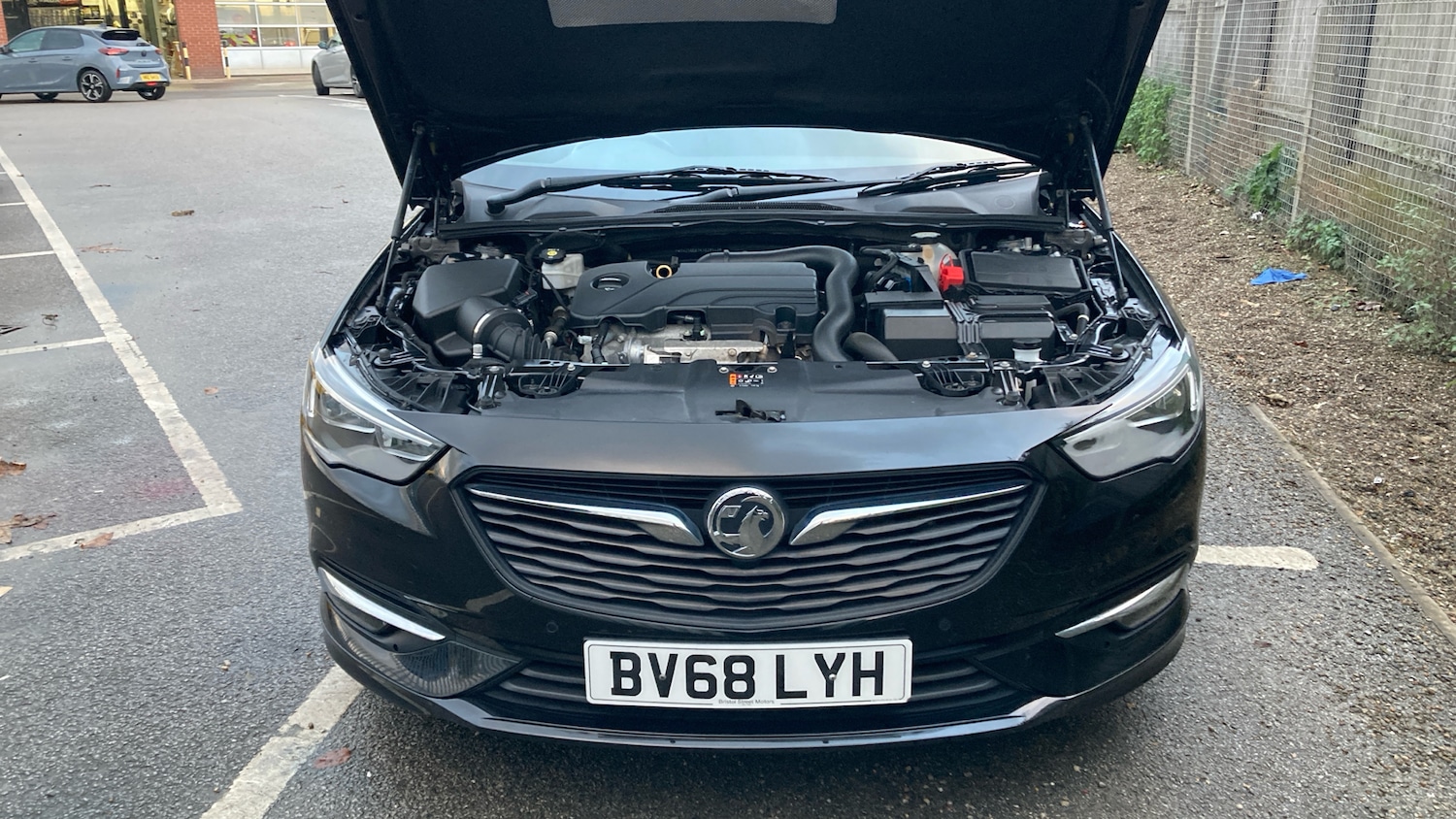 Used Vauxhall Insignia 2018 for sale - 76782523: Photo 8