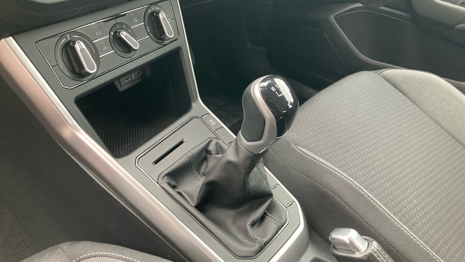 Used Volkswagen Polo 2023 for sale - 76299710: Photo 13