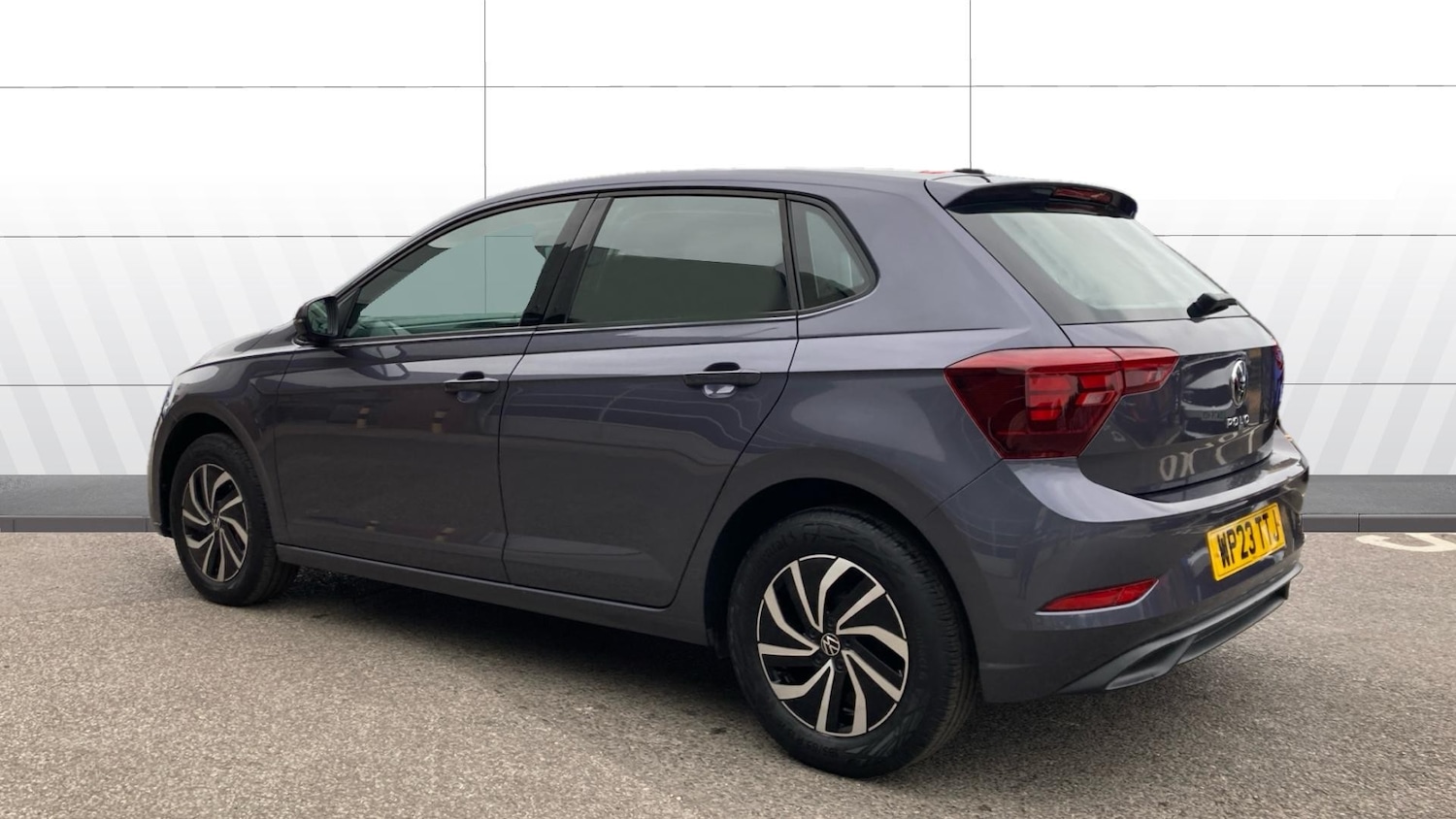 Used Volkswagen Polo 2023 for sale - 76299710: Photo 2