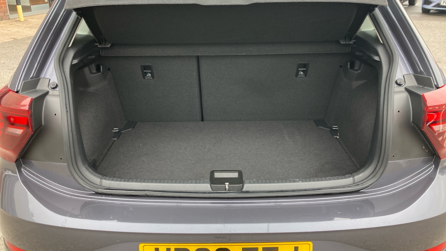 Used Volkswagen Polo 2023 for sale - 76299710: Photo 4