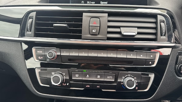 Used BMW 1 Series 2019 for sale - 76265301: Photo 40