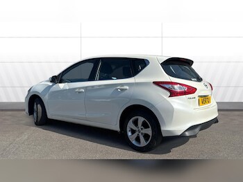 Used Nissan Pulsar 2015 for sale - 79558534: Photo