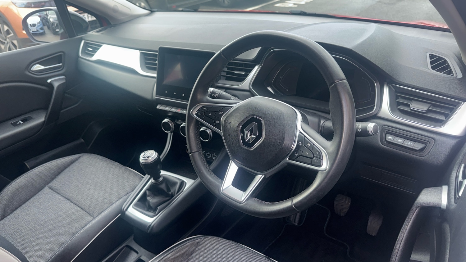 Used Renault Captur 2021 for sale - 76493725: Photo 11