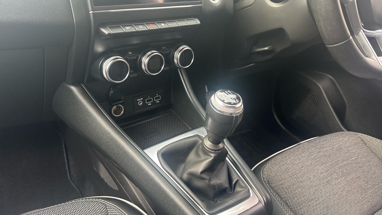 Used Renault Captur 2021 for sale - 76493725: Photo 13