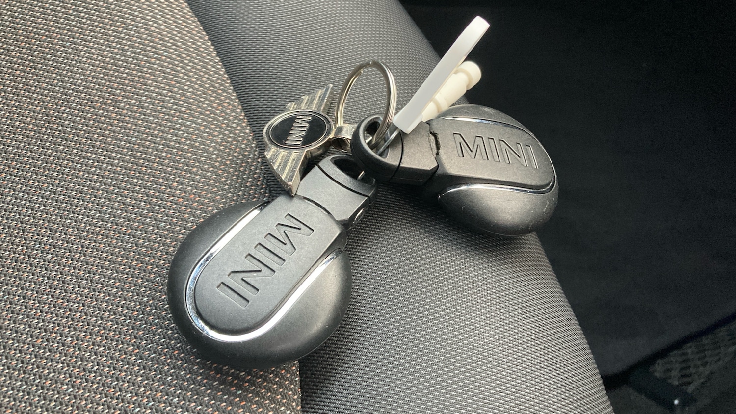 Used MINI Hatch 2017 for sale - 76948890: Photo 20