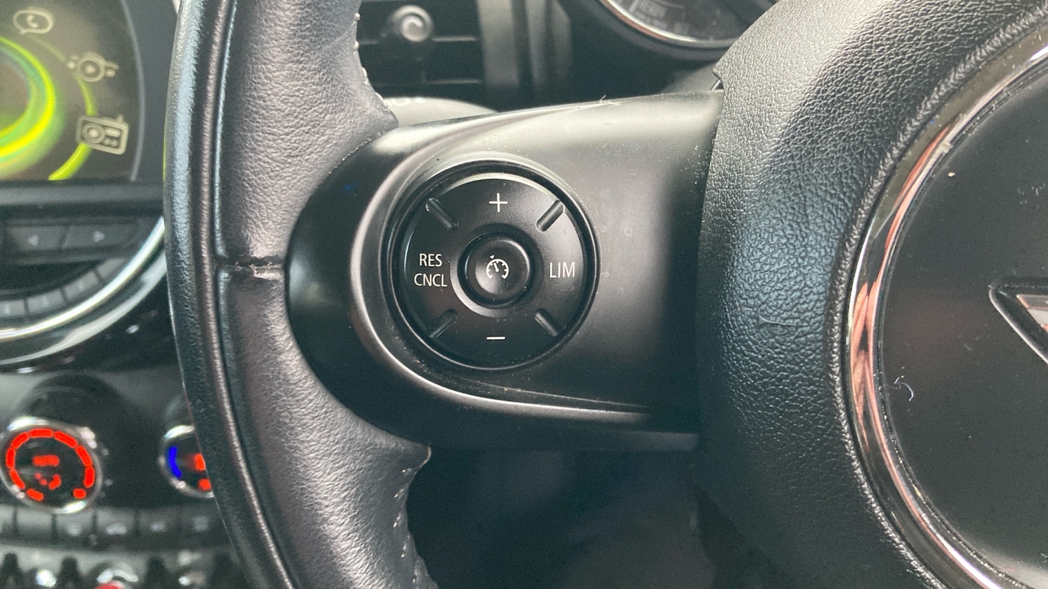 Used MINI Hatch 2017 for sale - 76948890: Photo 21