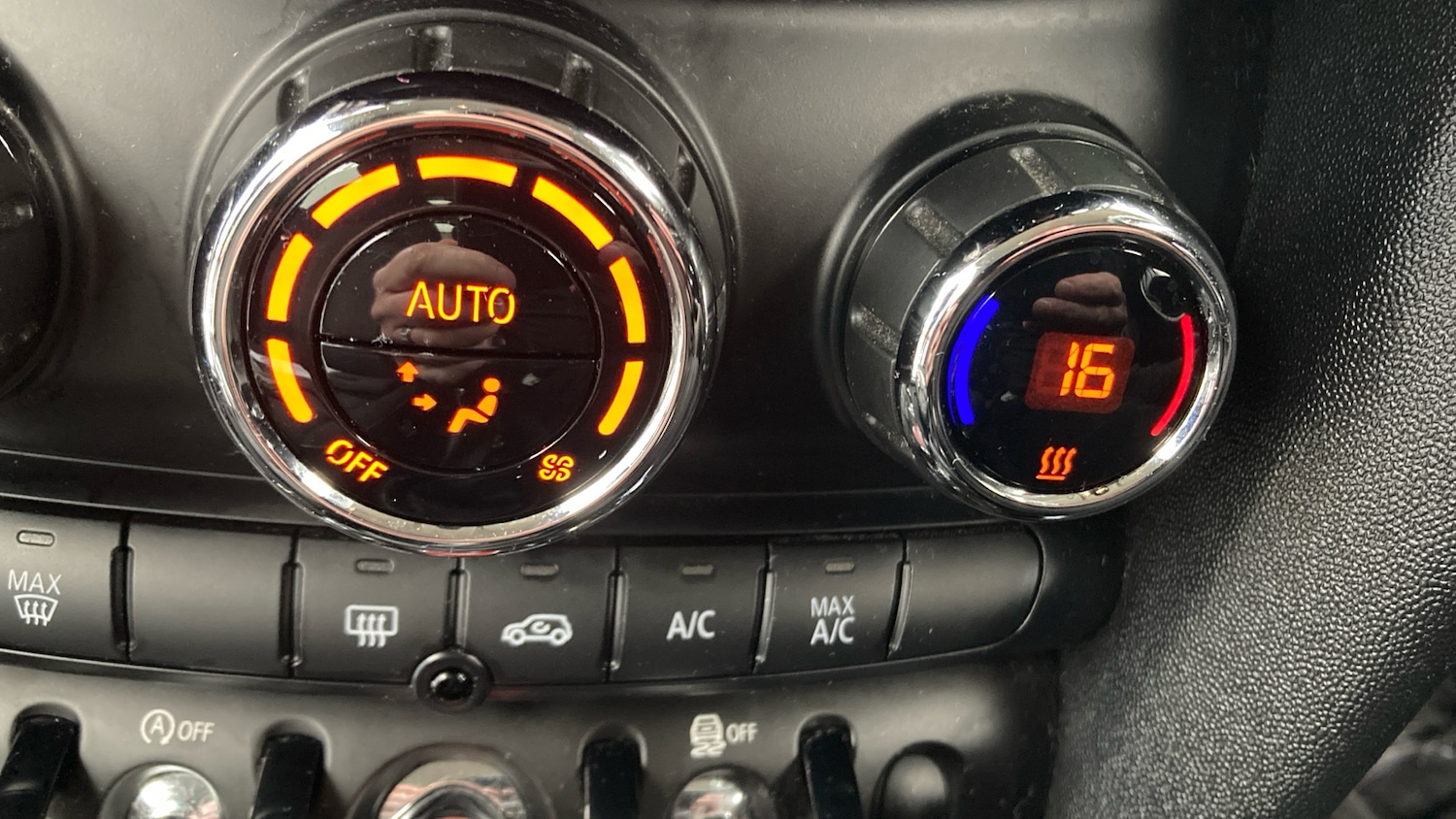 Used MINI Hatch 2017 for sale - 76948890: Photo 29