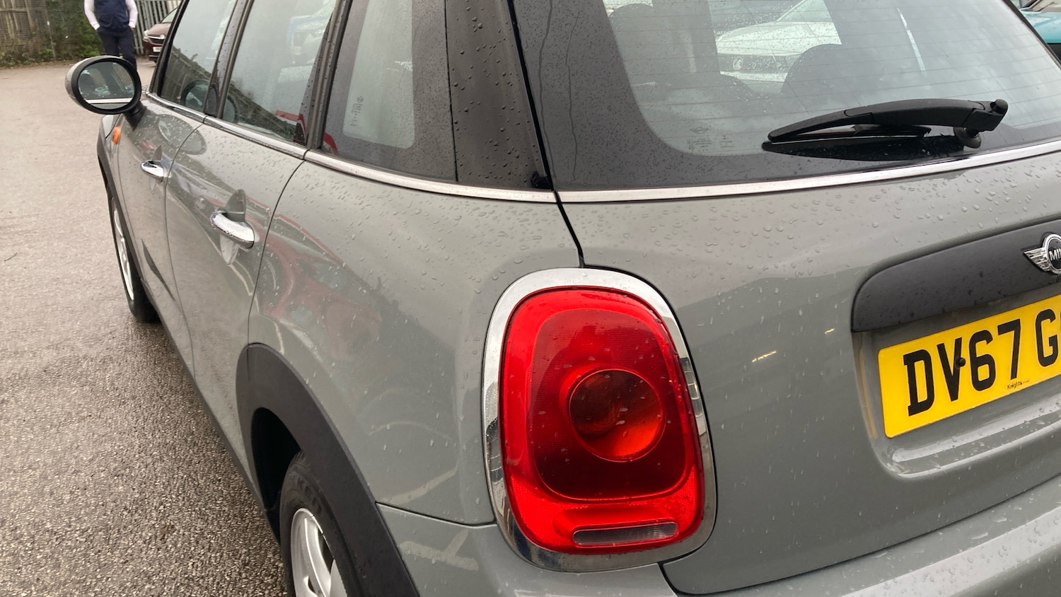 Used MINI Hatch 2017 for sale - 76948890: Photo 40