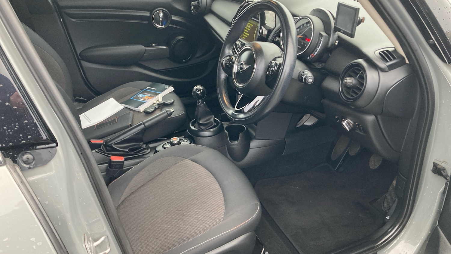 Used MINI Hatch 2017 for sale - 76948890: Photo 45