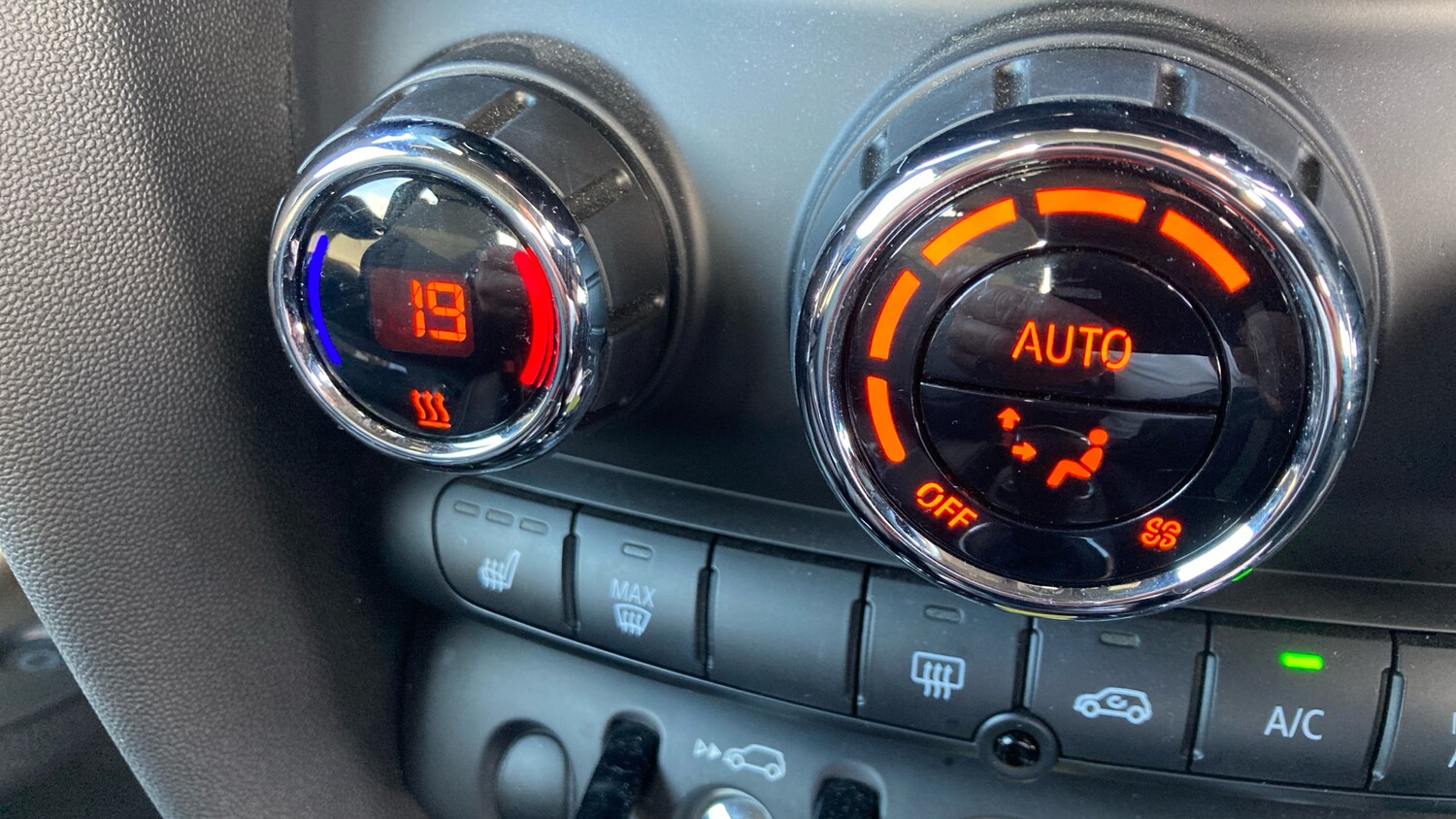 Used MINI Hatch 2020 for sale - 76480229: Photo 43