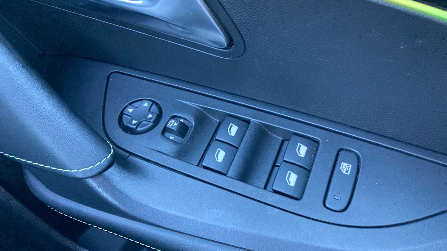 Used Peugeot 2008 2022 for sale - 78131686: Photo 23