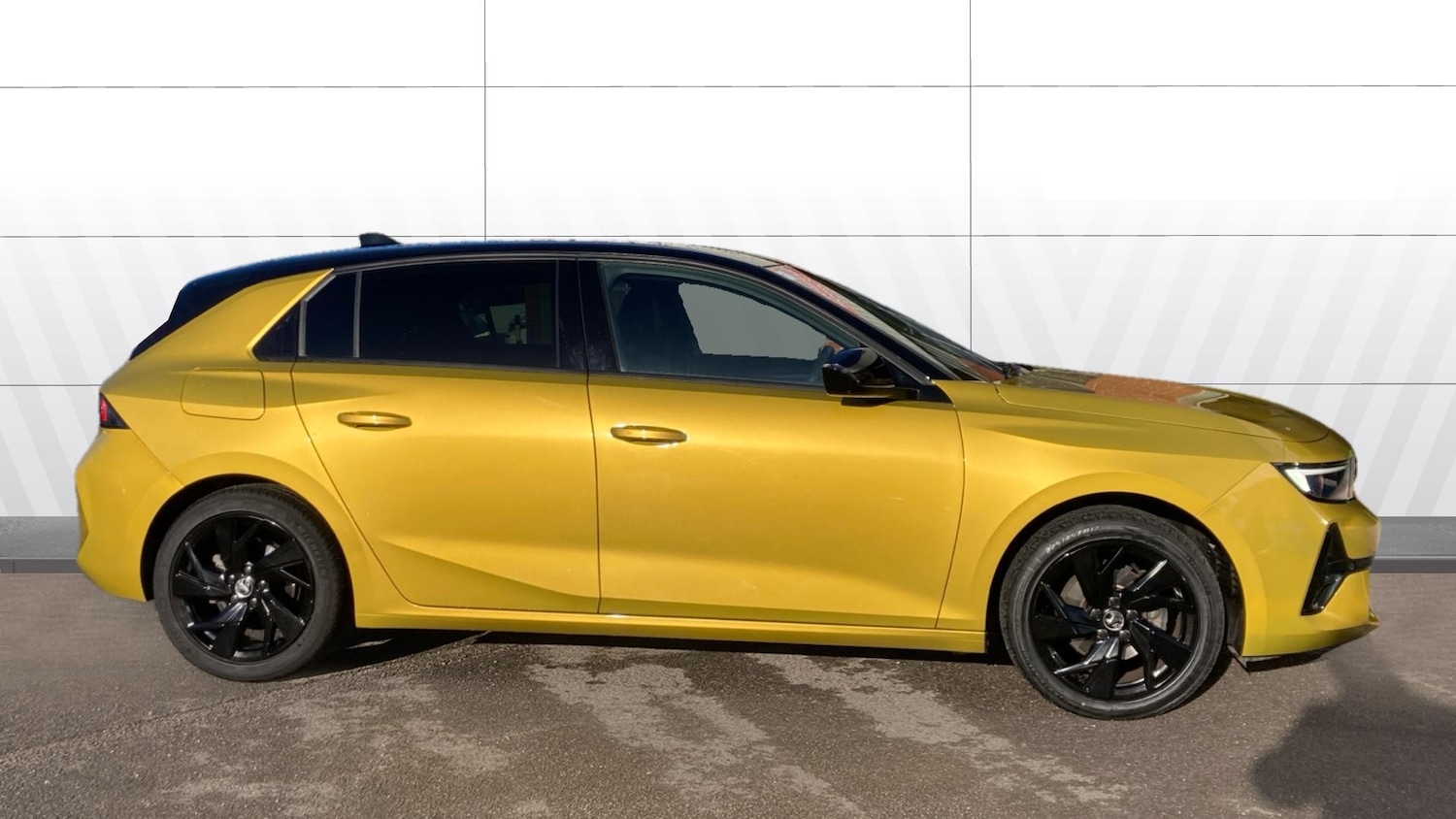 Used Vauxhall Astra 2023 for sale - 76340989: Photo 5