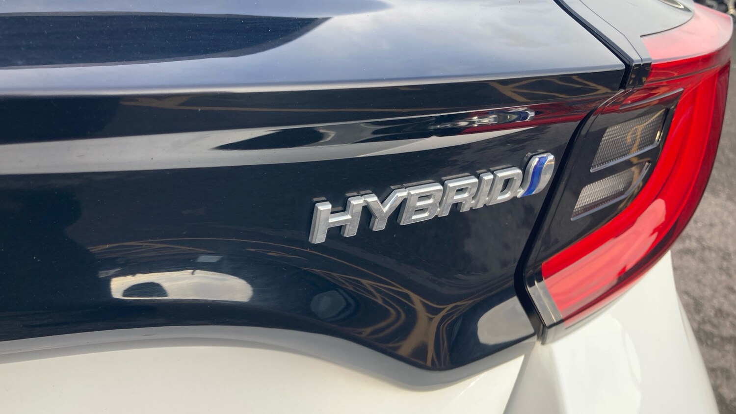 Used Toyota Yaris 2022 for sale - 77288941: Photo 34