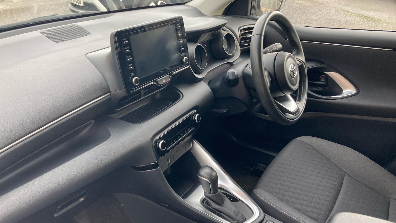 Used Toyota Yaris 2022 for sale - 77288941: Photo 9