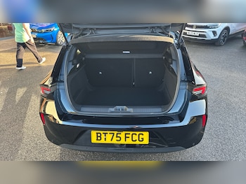 Used Vauxhall Astra 2025 for sale - 76536549: Photo