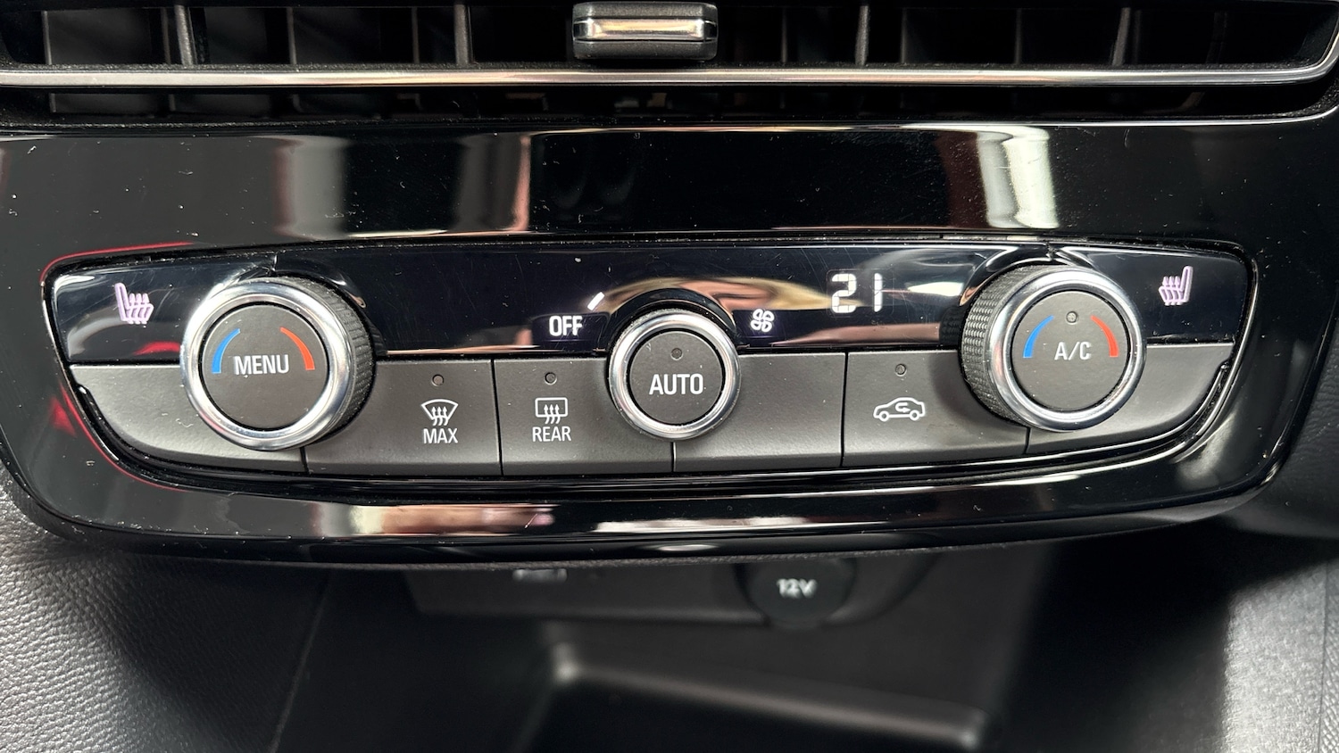 Used Vauxhall Mokka 2022 for sale - 76287840: Photo 32