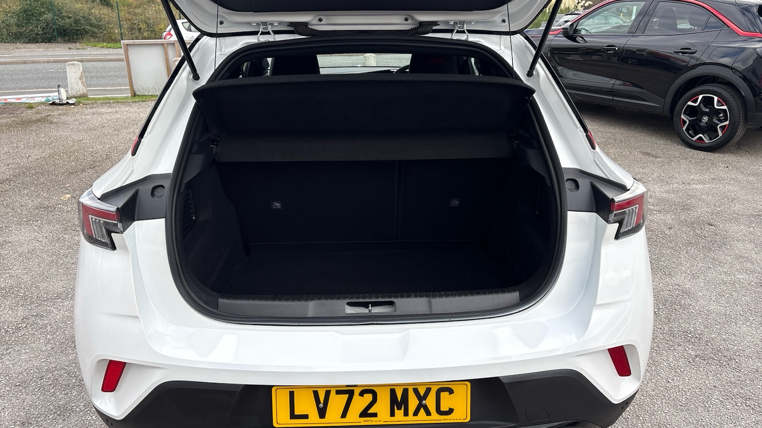 Used Vauxhall Mokka 2022 for sale - 76287840: Photo 4