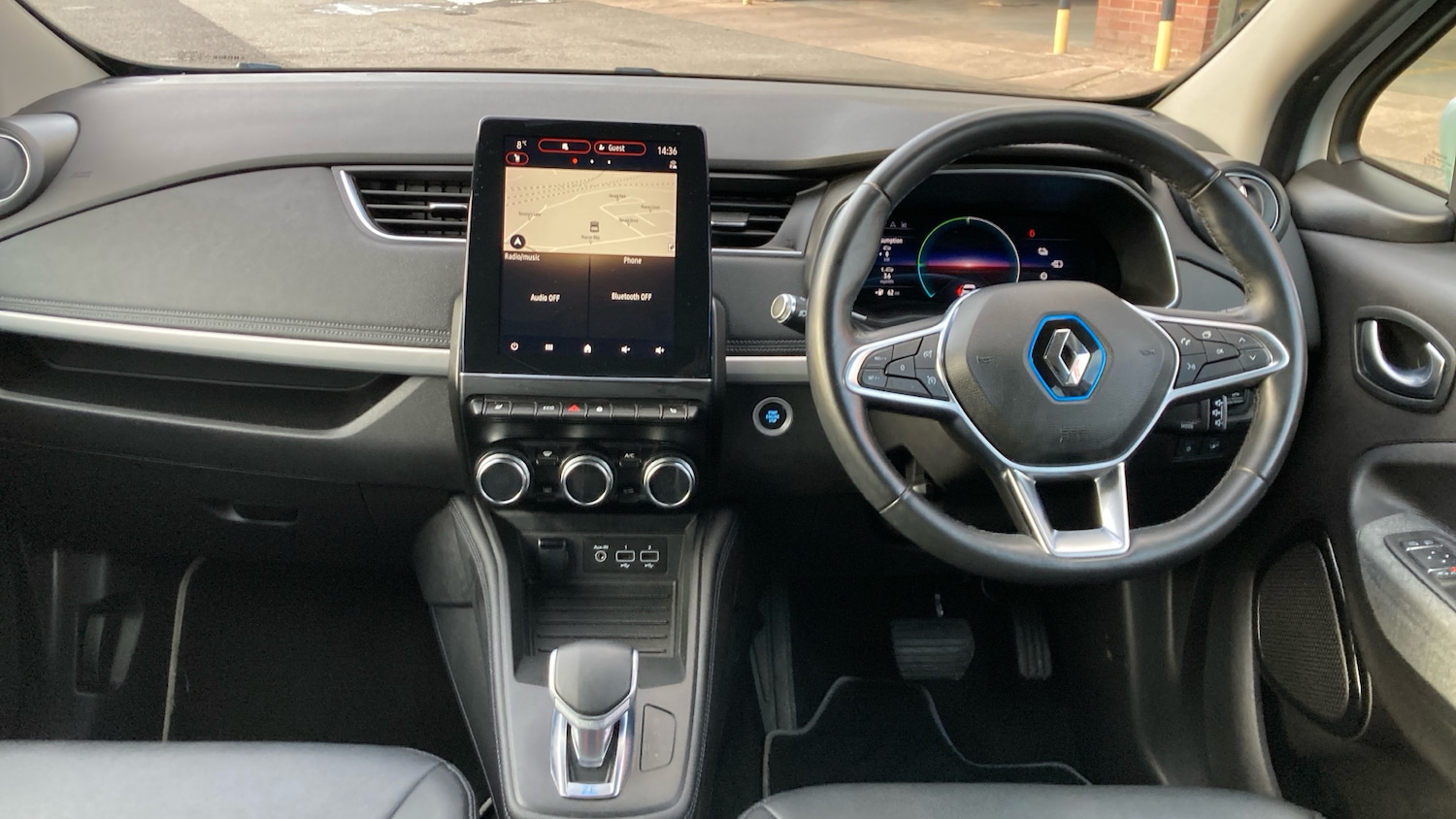 Used Renault Zoe 2020 for sale - 76782525: Photo 10