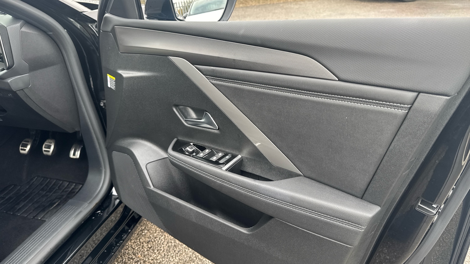 Used Vauxhall Astra 2023 for sale - 76415707: Photo 38