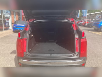 Used Peugeot 3008 2018 for sale - 79459720: Photo