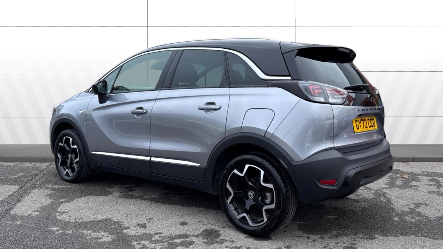 Used Vauxhall Crossland 2022 for sale - 76722729: Photo 2