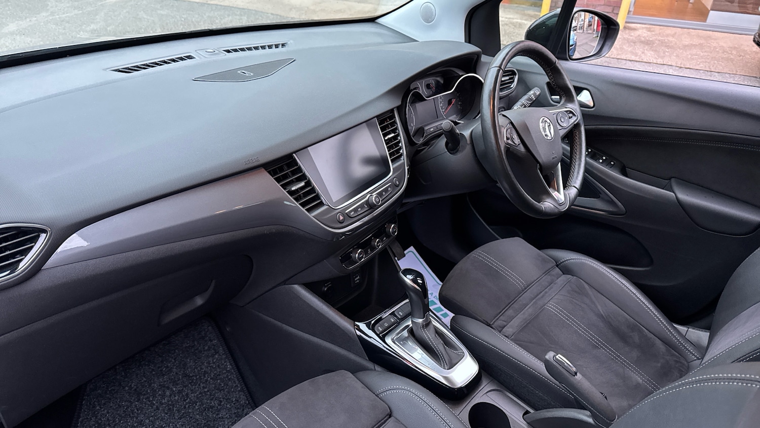 Used Vauxhall Crossland 2022 for sale - 76722729: Photo 9