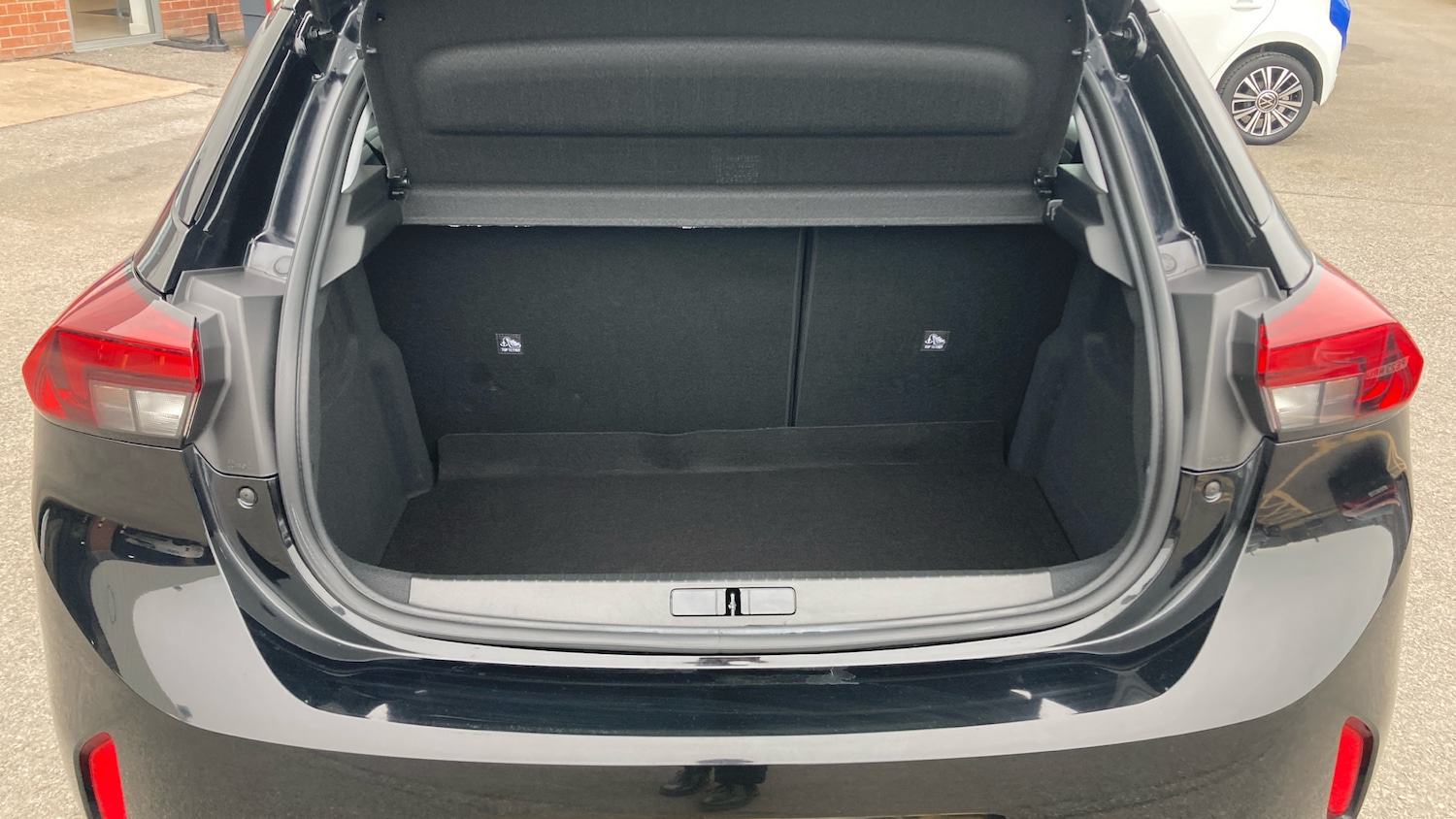 Used Vauxhall Corsa 2022 for sale - 78163143: Photo 4