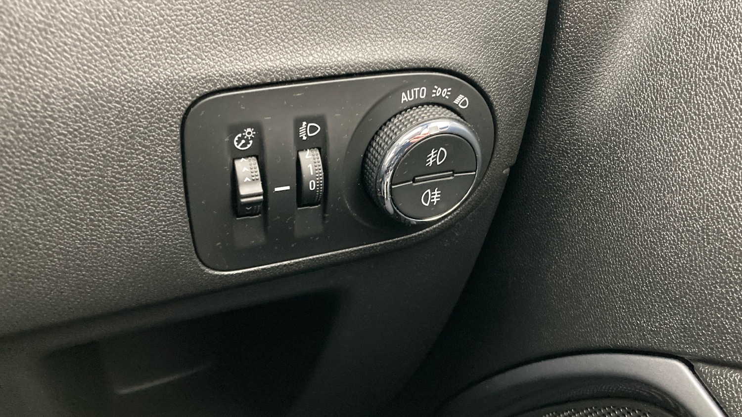 Used Vauxhall Crossland X 2020 for sale - 77447022: Photo 24